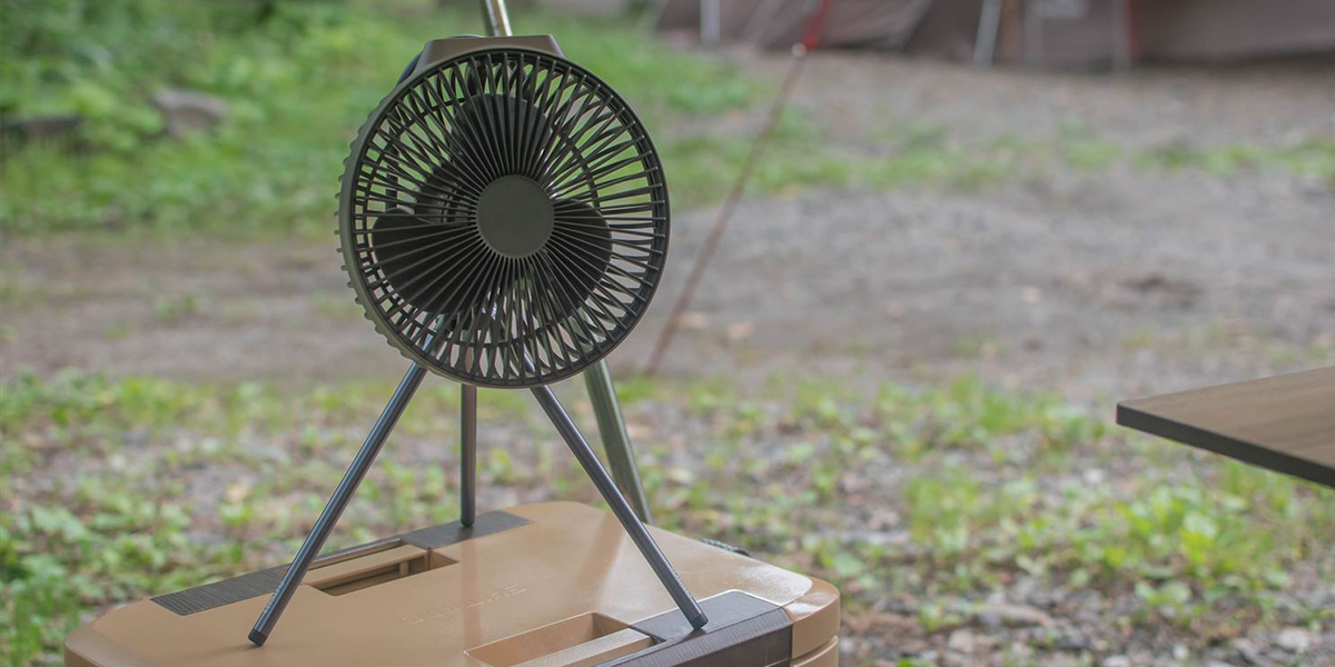 扇風機があれば夏のキャンプも快適。種類や失敗しない選び方を紹介