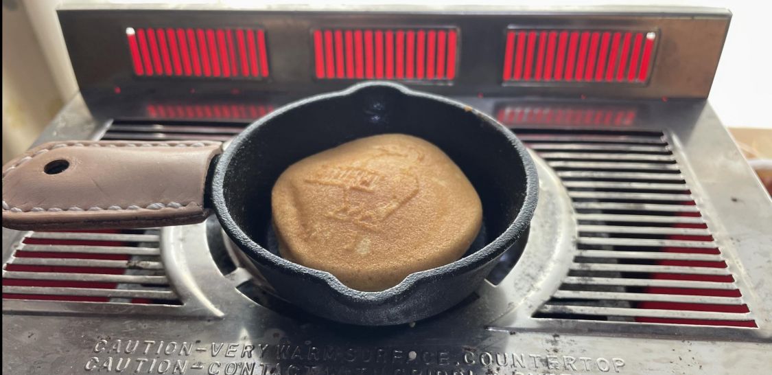 CHUMSミニチュアスキレットxママレンジ でどら焼き焼いてみた［読者投稿記事］