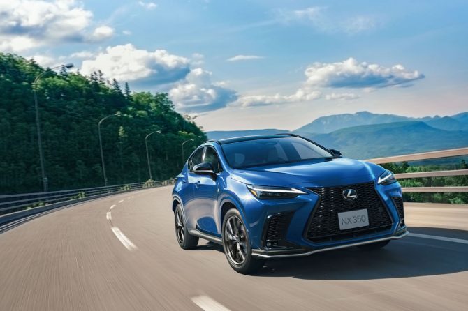 レクサスの人気SUV「NX」がフルモデルチェンジ！次世代機能＆デザインに要注目