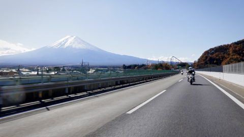 富士山と旨いうどん！サクッとタンデムで行く「吉田のうどん」ツーリング