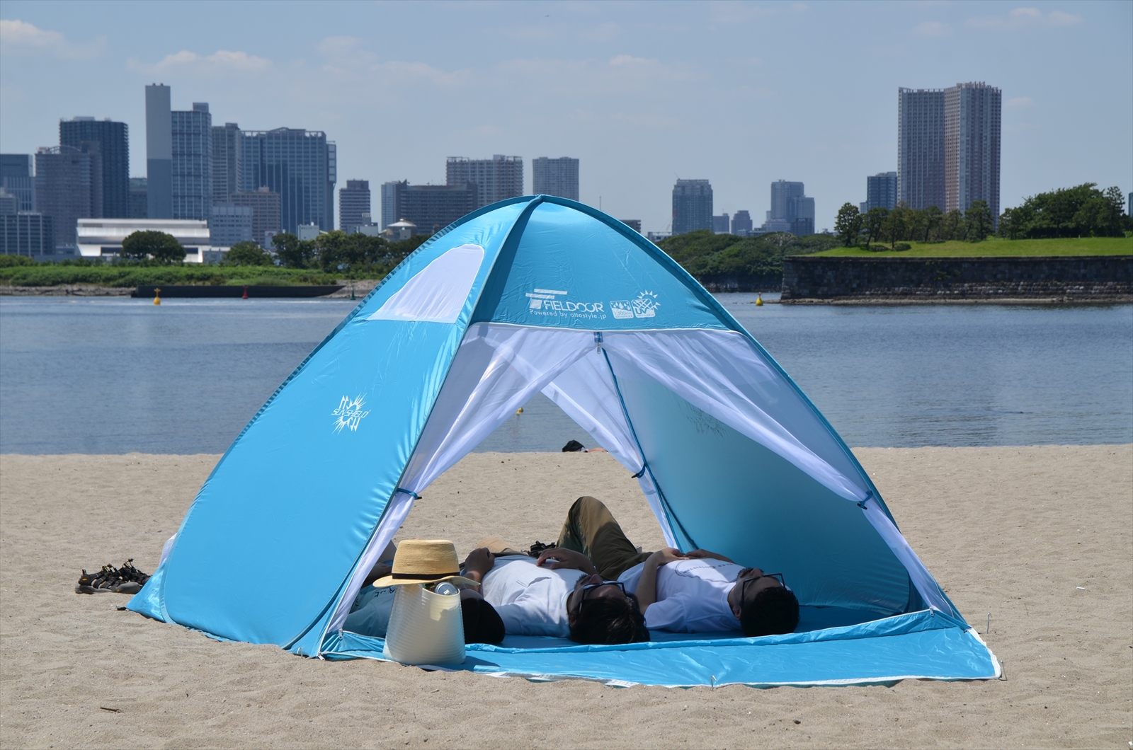 海辺で使うのにおすすめのテント6選|紫外線・熱中症対策、着替えに大活躍!