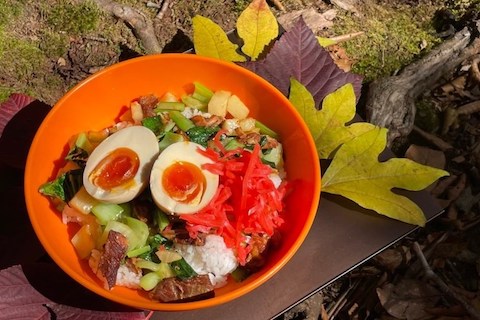 角煮缶を使えば簡単！登山ご飯にピッタリなルーロー飯
