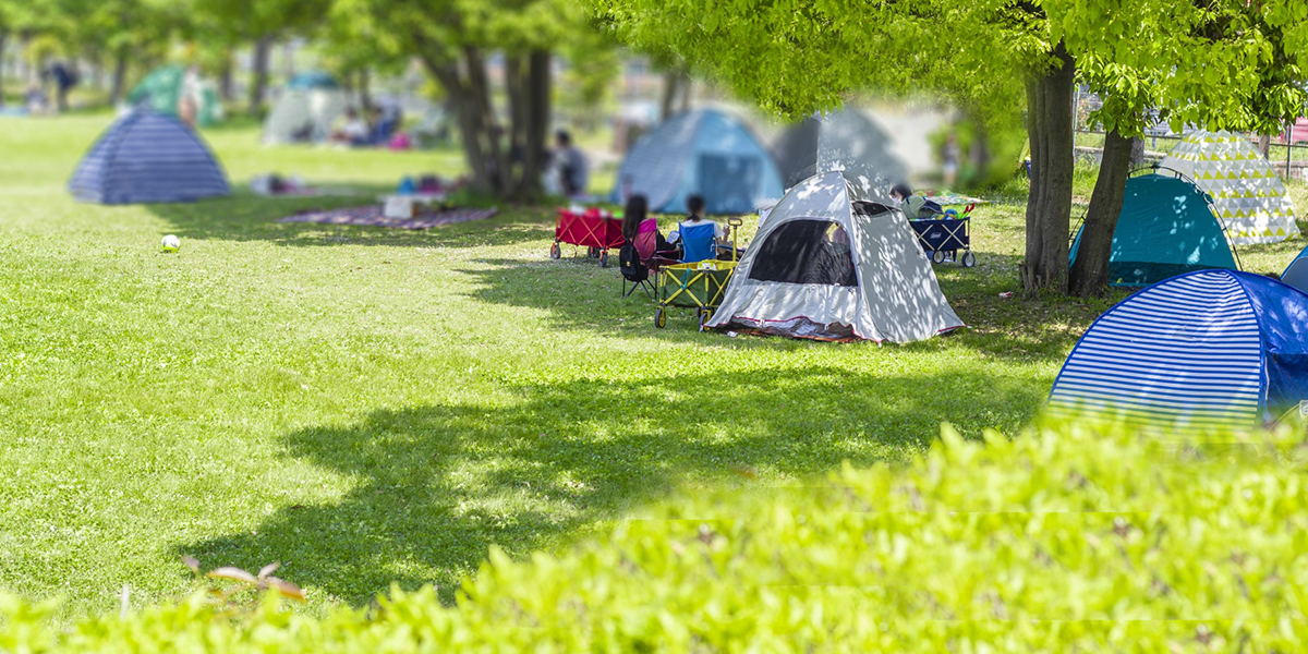 簡単&おしゃれで人気のポップアップテント。タイプ別の特徴と選び方