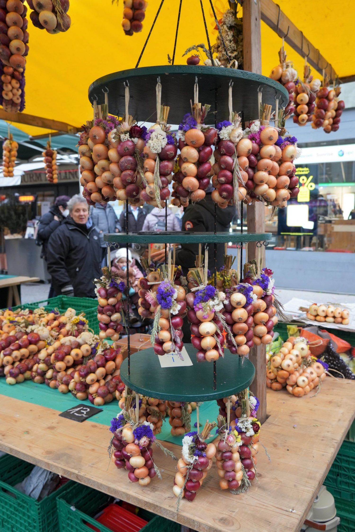 スイスベルンのタマネギ市