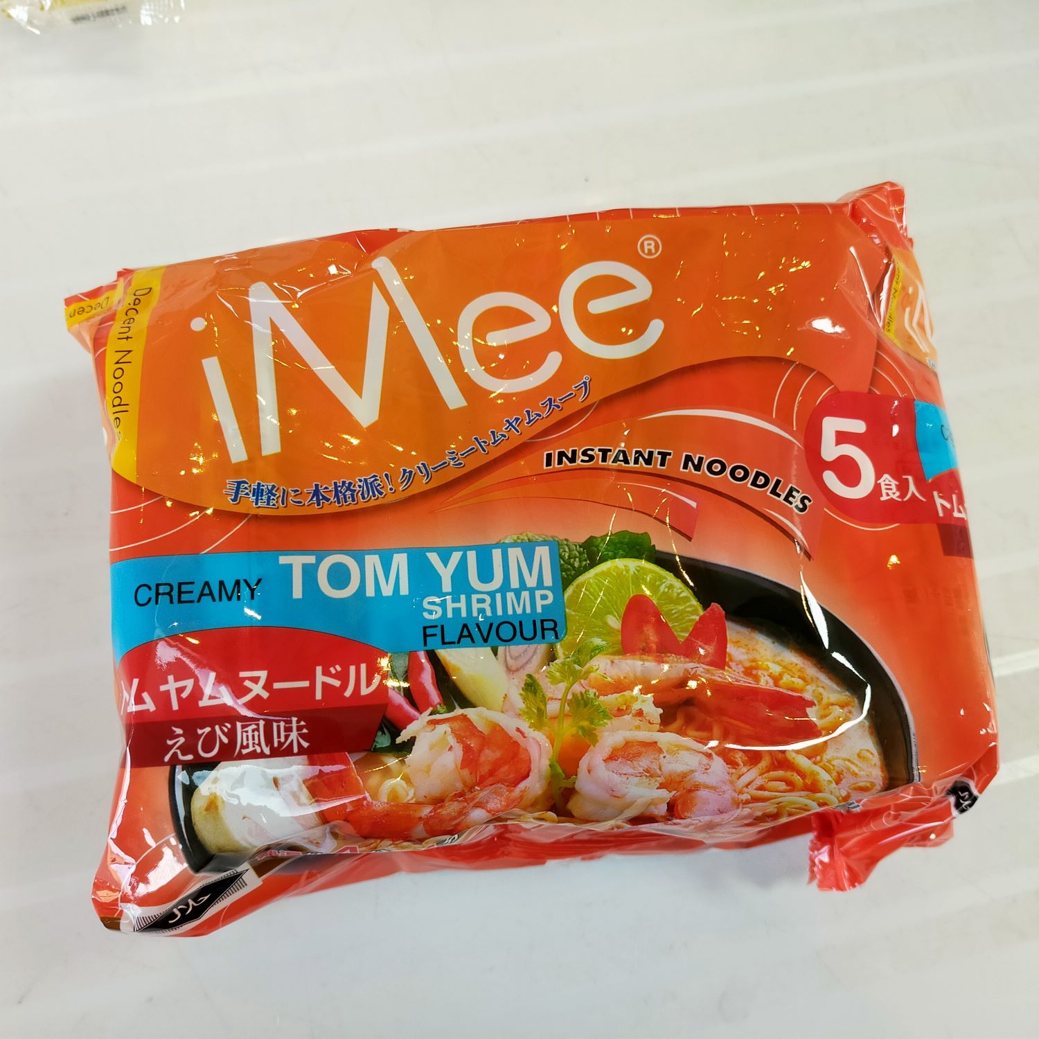 iMeeのトムヤムヌードルの袋麺
