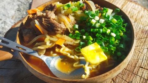 冬キャンプはラーメンが旨い！「袋麺」の簡単アレンジレシピ３選