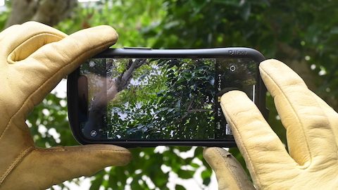 お気に入りの作業グローブや焚き火グローブを10分で”スマホ仕様”にプチ改造しよう！