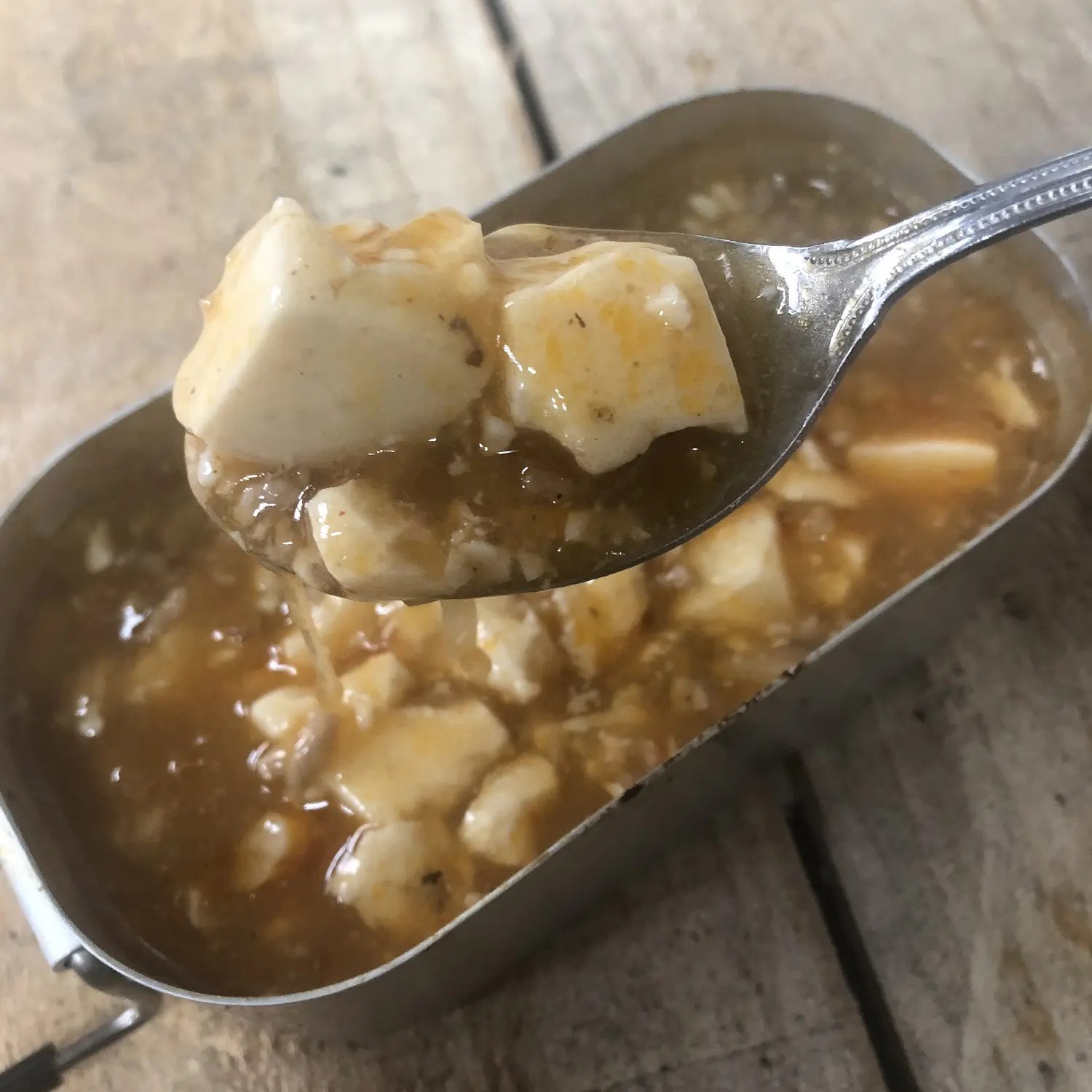 キャンプで食べる中華は美味 メスティンで作れちゃう超本格 麻婆豆腐 の作り方 料理 レシピ Be Pal キャンプ アウトドア 自然派生活の情報源ビーパル キャンプで食べる中華は美味 メスティンで作れちゃう超本格 麻婆豆腐 の作り方 料理 レシピ Be Pal キャンプ アウトドア 自然派生活の情報源ビーパル