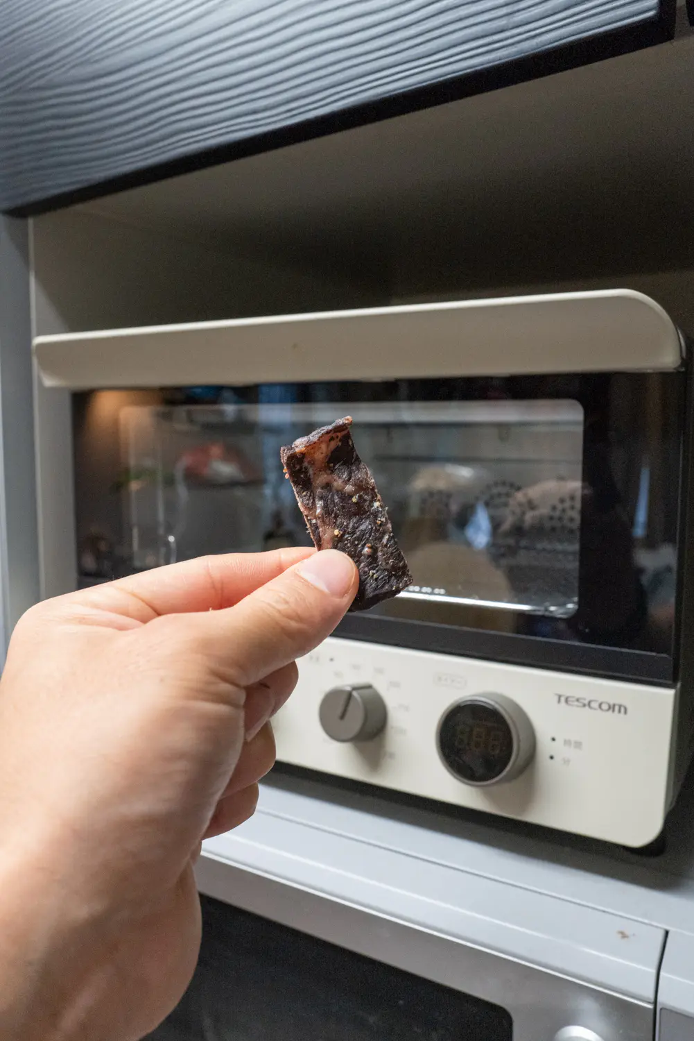 キャンプにぴったりのビーフジャーキーを作ってみた 低温調理ができる テスコム のオーブン よいです 調理器具 食器 Be Pal キャンプ アウトドア 自然派生活の情報源ビーパル