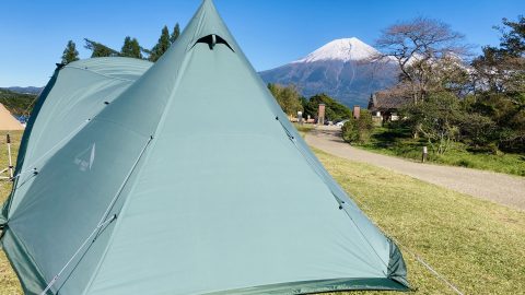 キャンプをするなら山と海どっちがよい？初心者が知っておくべきメリット・デメリットを紹介！