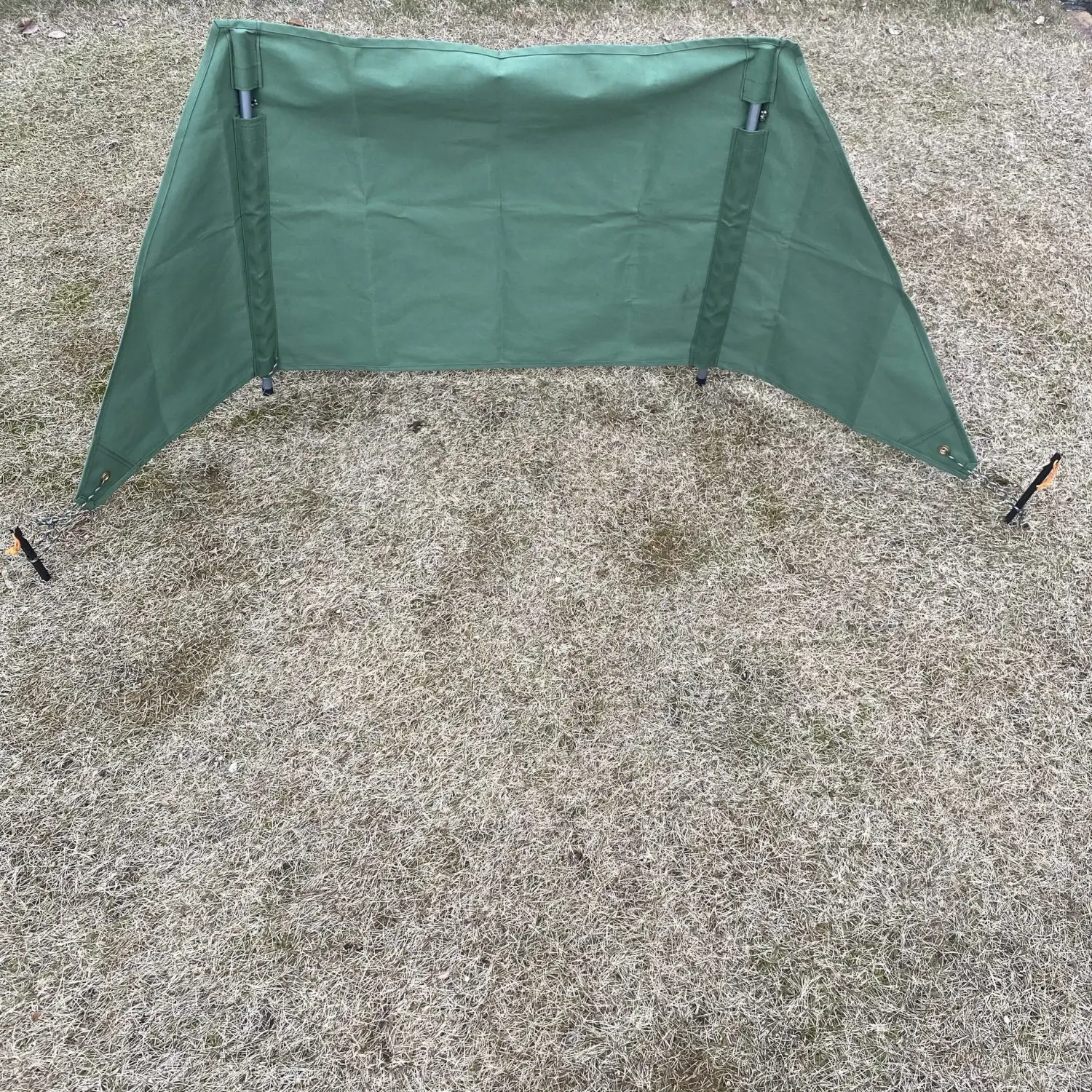 焚き火陣幕 使ってる 風よけ 煙対策 メリットと活用方法を徹底解説 焚き火 火おこし道具 Be Pal キャンプ アウトドア 自然派生活の情報源ビーパル