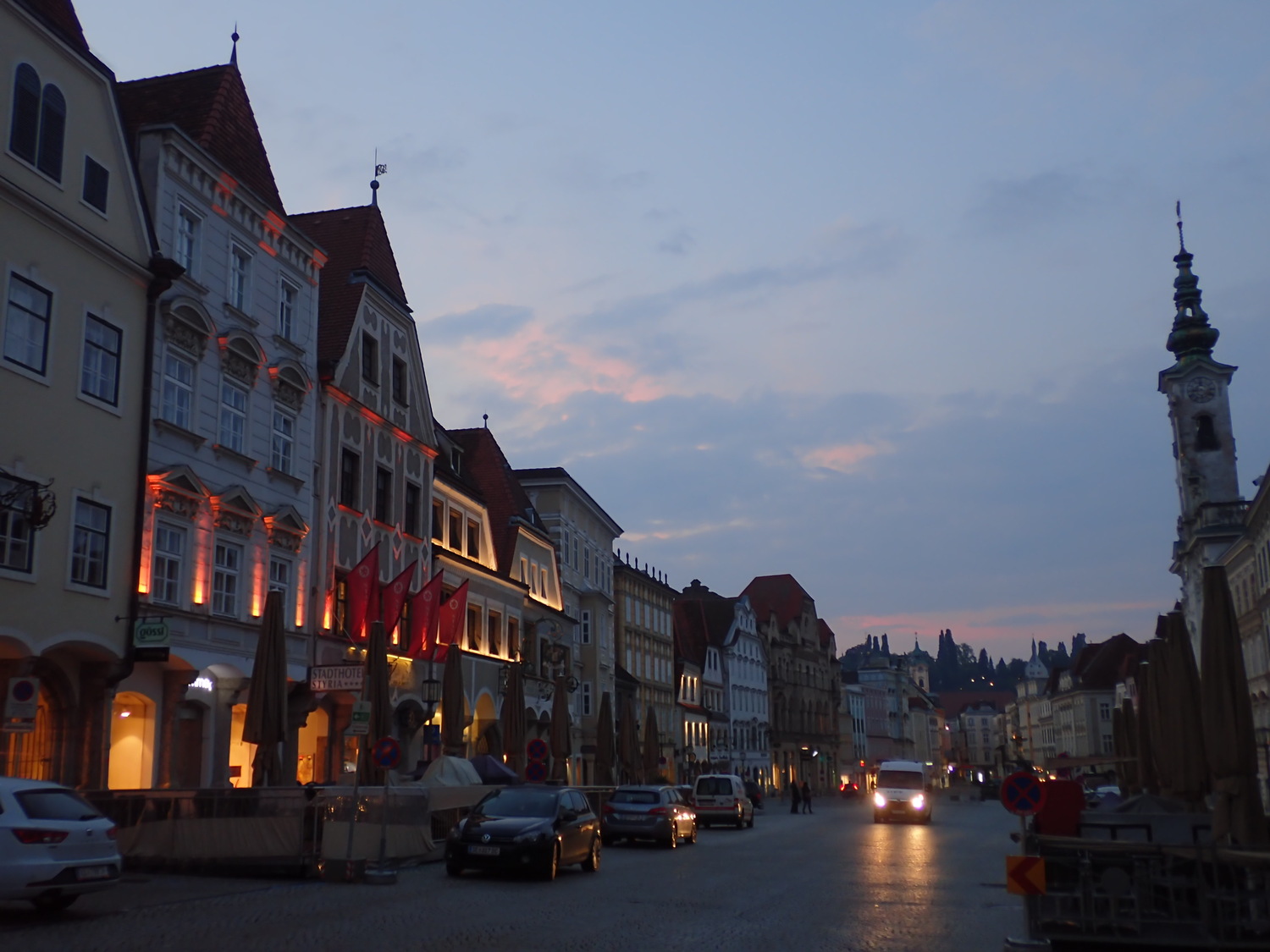 オーストリアの街の夜