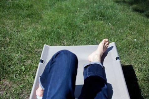テントで快適に眠れる人気コット10選。種類や選び方も紹介