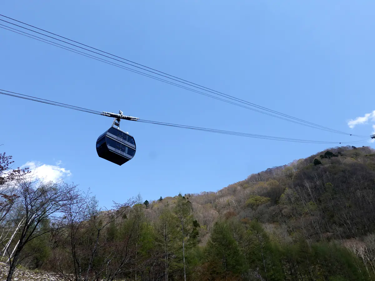 新穂高ロープウェイに乗って ダイナミックな絶景と季節の変化を同時に楽しんだ 山 ハイキング クライミング Be Pal キャンプ アウトドア 自然派生活の情報源ビーパル 新穂高ロープウェイに乗って ダイナミックな絶景と季節の変化を同時に楽しんだ 山 ハイキング クライミング Be Pal キャンプ アウトドア 自然派生活の情報源ビーパル