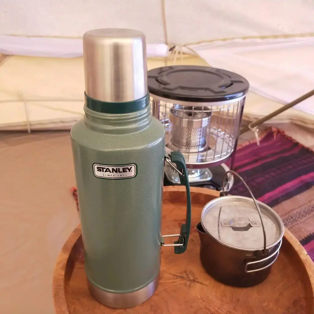 アウトドアには水筒を持って行こう おすすめの商品を9個紹介 ドリンクボトル Be Pal キャンプ アウトドア 自然派生活の情報源ビーパル アウトドアには水筒を持って行こう おすすめの商品を9個紹介 ドリンクボトル Be Pal キャンプ アウトドア 自然派生活の情報源ビーパル