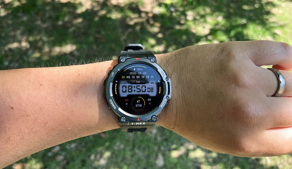 アマズフィット スマートウォッチ T-Rex 2 腕時計 - 腕時計(デジタル)