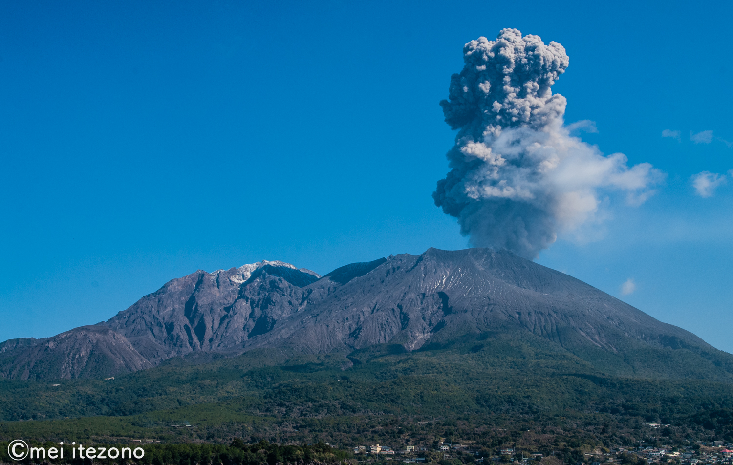 火山の影響を受ける豊かな海で 桜島の麓で生きるということ 海 川 カヌー 釣り Be Pal キャンプ アウトドア 自然派生活の情報源ビーパル