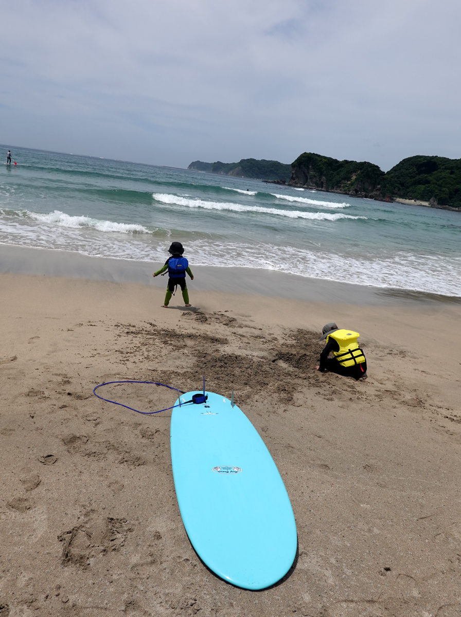 日本の渚百選にも選ばれている「守谷海水浴場」