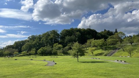 3位は「月に1回」、2位は「半年に1回」、1位は？みんなのキャンプや登山に行く頻度を調べてみた