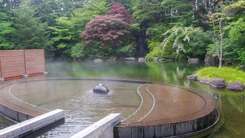 温泉も、自然も、文化も欲張りに楽しむ！「星野リゾート　青森屋」