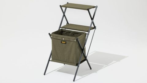 ありそうでなかった、深型バスケット付きのアウトドアラック