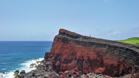 火山、特産種、青い海……。 三宅島は、ほぼハワイ!?  週末で行く離島キャンプ