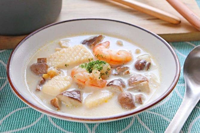 クッカーで作るヨーグルトシチュー