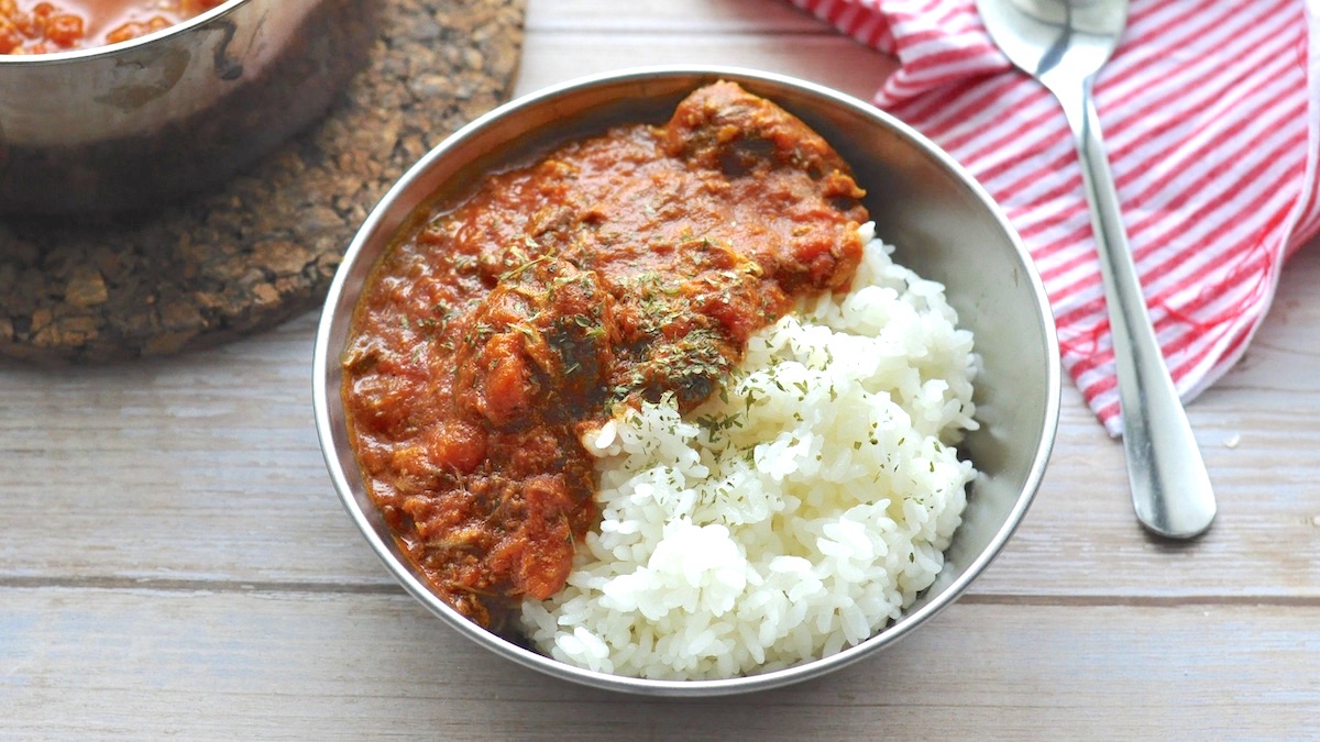 サバとトマトのスパイシーカレー完成写真