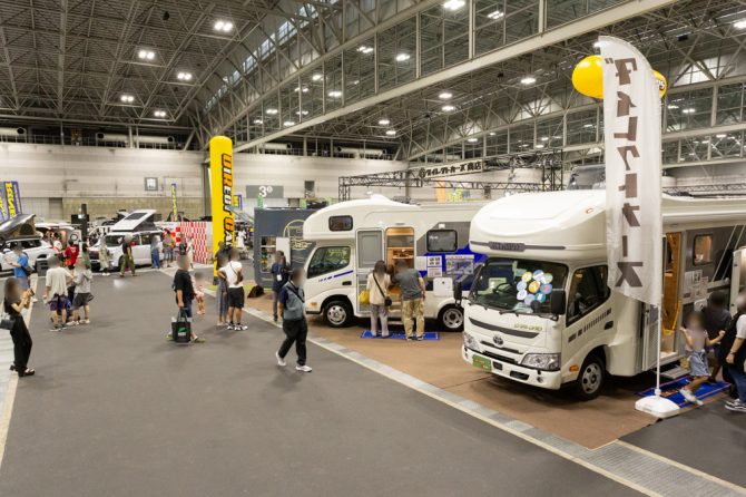 名古屋キャンピングカーフェア会場