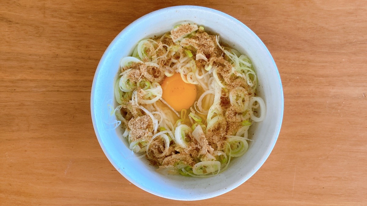 テンマクスパイスで作った釜玉うどん