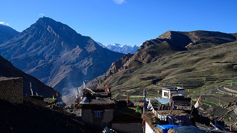 チベット文化圏スピティの村で遭遇した、収穫祭と神託の儀式
