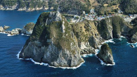 海抜０ｍから天空の絶景へ駆け上がる西伊豆「烏帽子山」トレッキングルートが面白い！