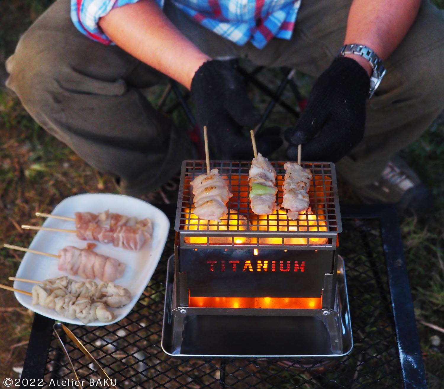 焼き鳥を焼く