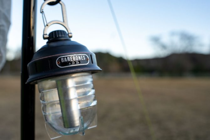 アンティークな見た目が目を引くデザイン。