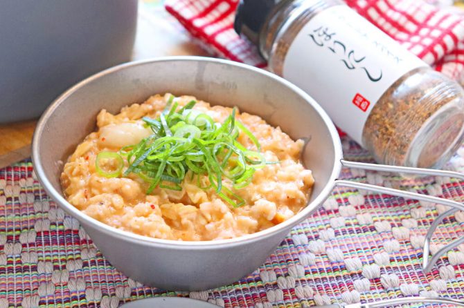 ほりにし×オートミールで作るキャンプ飯！深夜でもOKなヘルシーリゾットレシピ