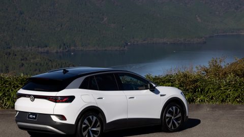 小回りが利いてたっぷり積める！フォルクスワーゲンのEV「ID.4」をレビュー