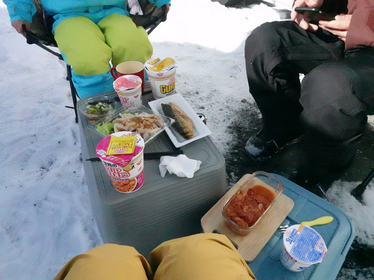 外でランチ