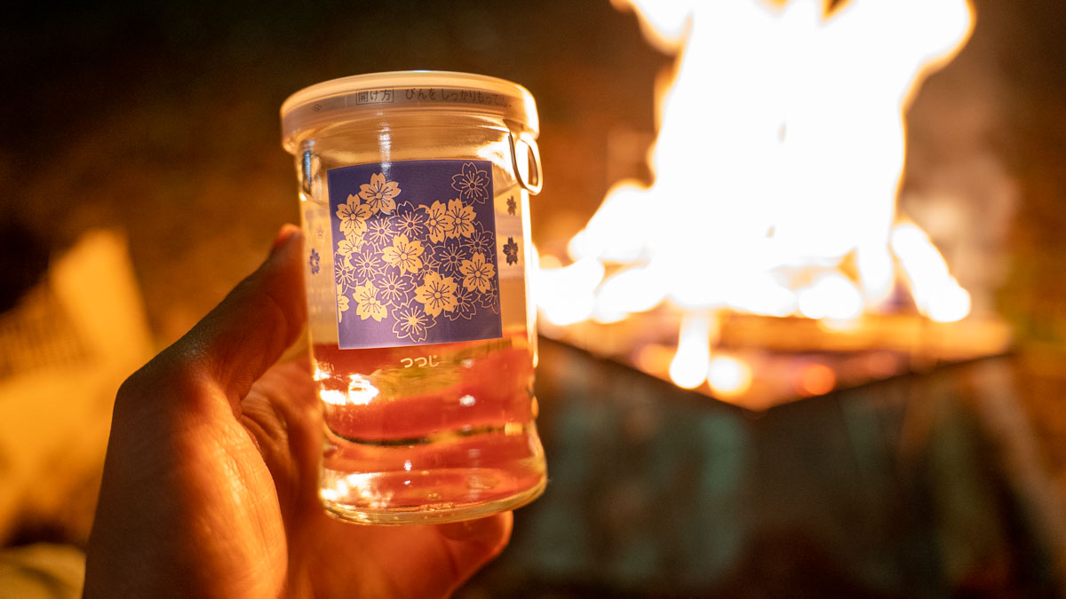 夜の日本酒