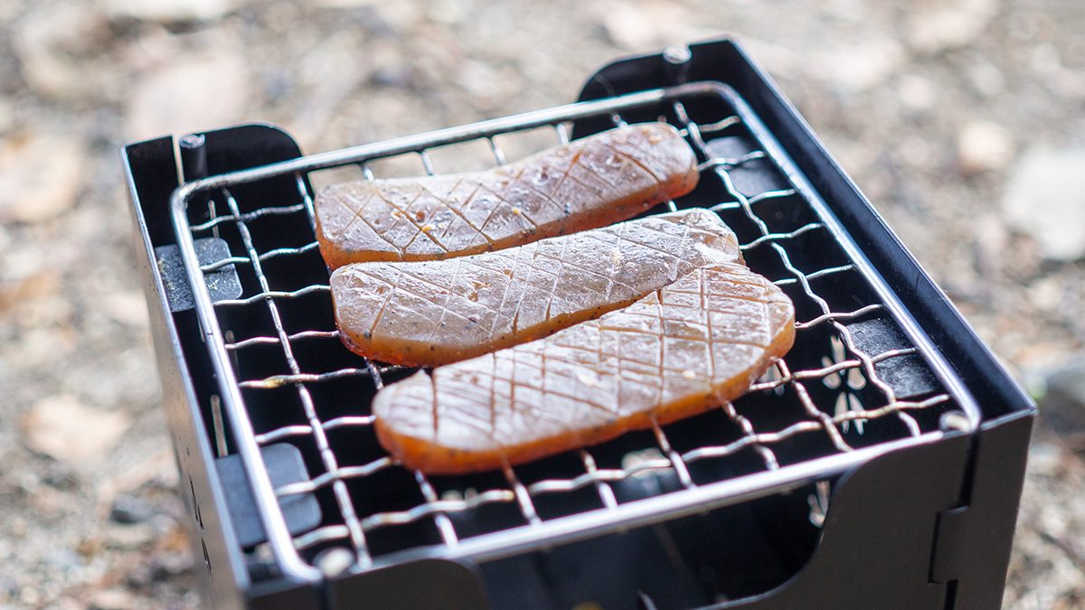 食欲旺盛な子どもにも人気のこん肉