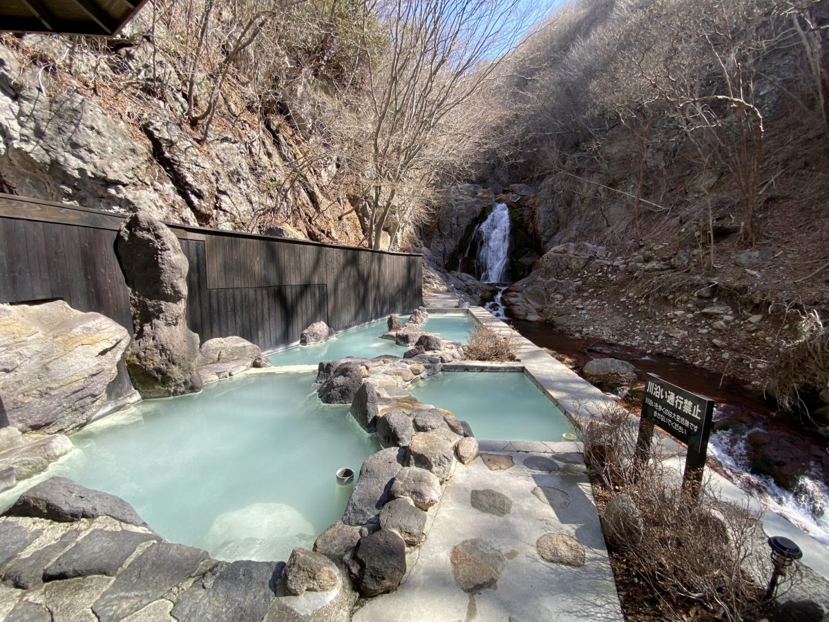 久住高原に湧く赤川温泉 赤川荘