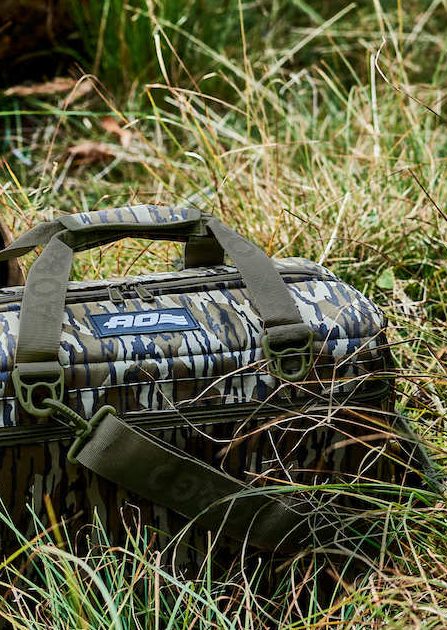 カモ柄がイケてる！エーオークーラーズの日本限定ソフトクーラーバッグ