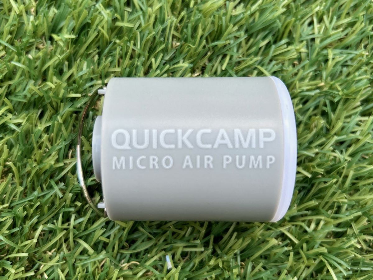 QUICKCAMP（クイックキャンプ）のマイクロエアポンプ本体の写真