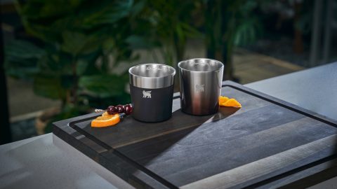 スタンレーからロックグラスが登場！屋外で楽しめる特別仕様の「カフェ＆バー」シリーズ