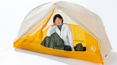 眠るときも着ていられるミレーの「ティフォン50000」で山キャンプを快適に【PR】