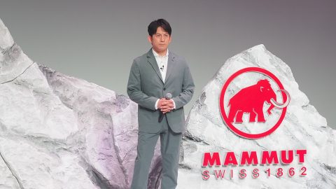 岡田准一さんがスーツ姿でクライミング披露！マムートの新作スーツは裸のような着心地だった!?