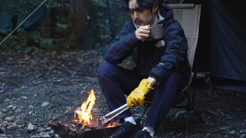 ”キャンプにデニム”は新定番となるか!? 水と火の粉に強い難燃性デニムに熱視線！