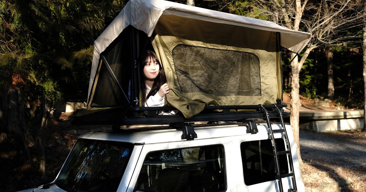 引取限定　ルーフキャリアテントです新品を購入して1泊1度使用しました ルーフラックがテントに変身!? 斬新すぎる「TiNY HydEouT」で車
