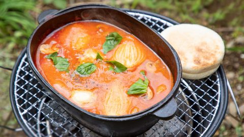 鮮やかな色の秘密は「みそ」にあり！ トマトジュースで作る簡単スープ【PR】