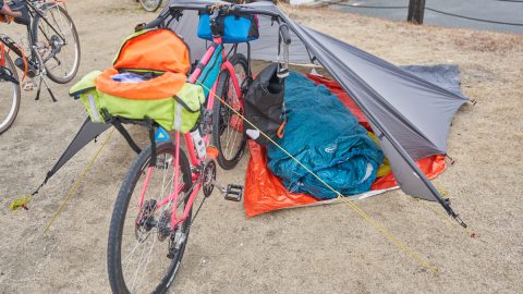 自転車キャンプにおすすめの装備・持ち物とは？荷物を軽量化するコツを詳細解説