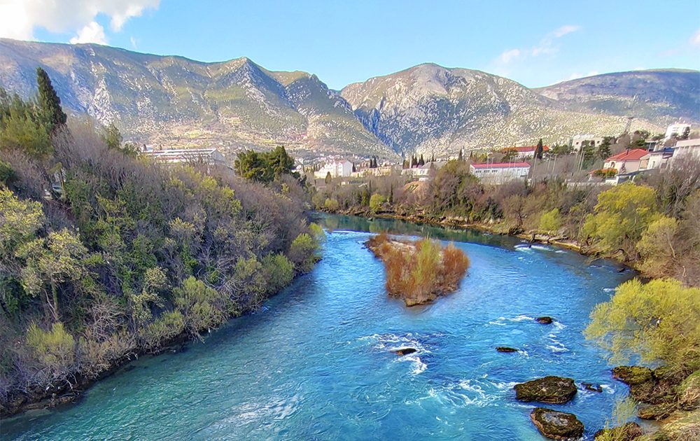 世界40か国でアウトドアを楽しむ夫婦のイチ推しの国が「ボスニア・ヘルツェゴビナ」の理由